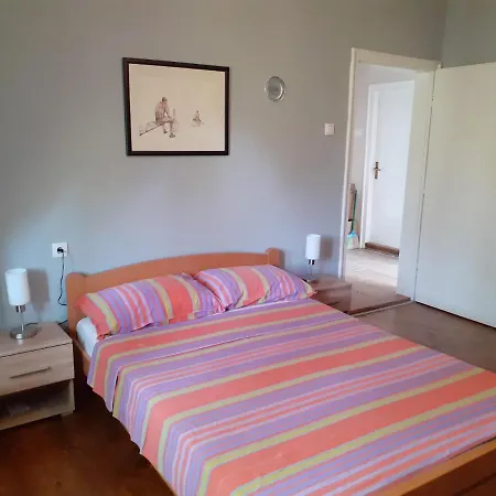 Apartment Lep Tara -kremna Kremna