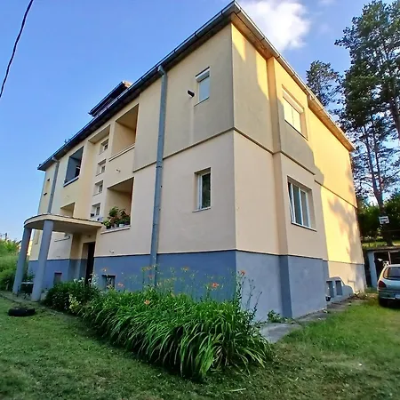 Lep Tara -kremna * Kremna